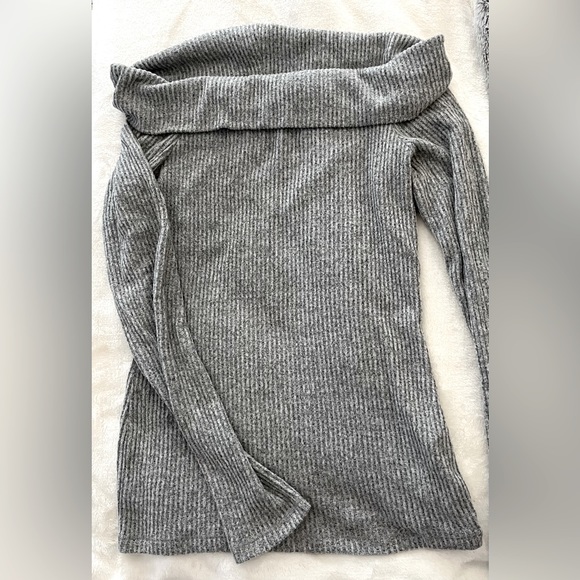 Abercrombie & Fitch Long Sleeve Top, Small, Grey - Picture 1 of 1